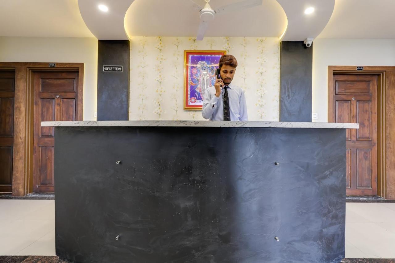 Oyo 16733 Hotel Sunshine Indore Ngoại thất bức ảnh