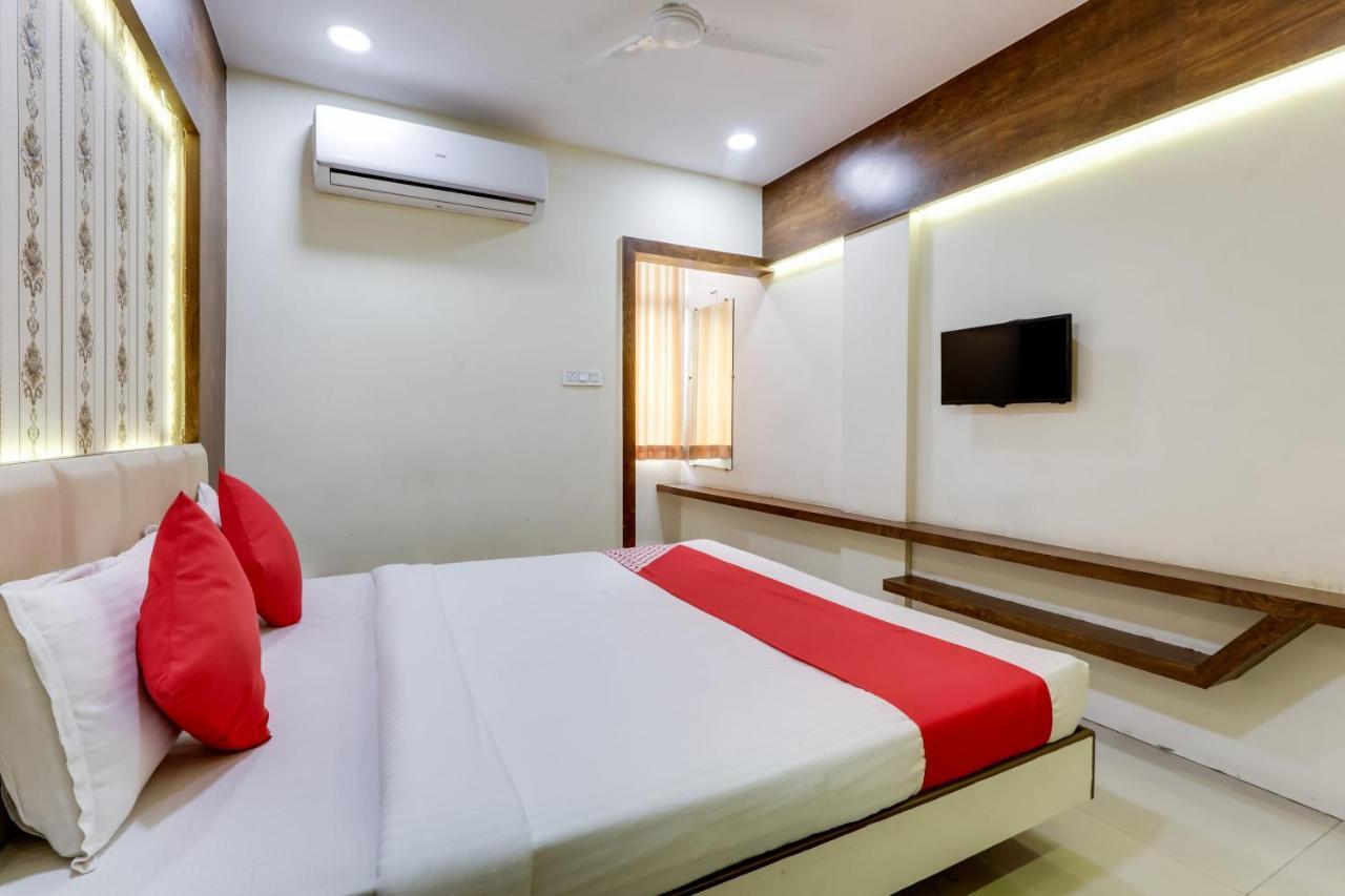 Oyo 16733 Hotel Sunshine Indore Ngoại thất bức ảnh